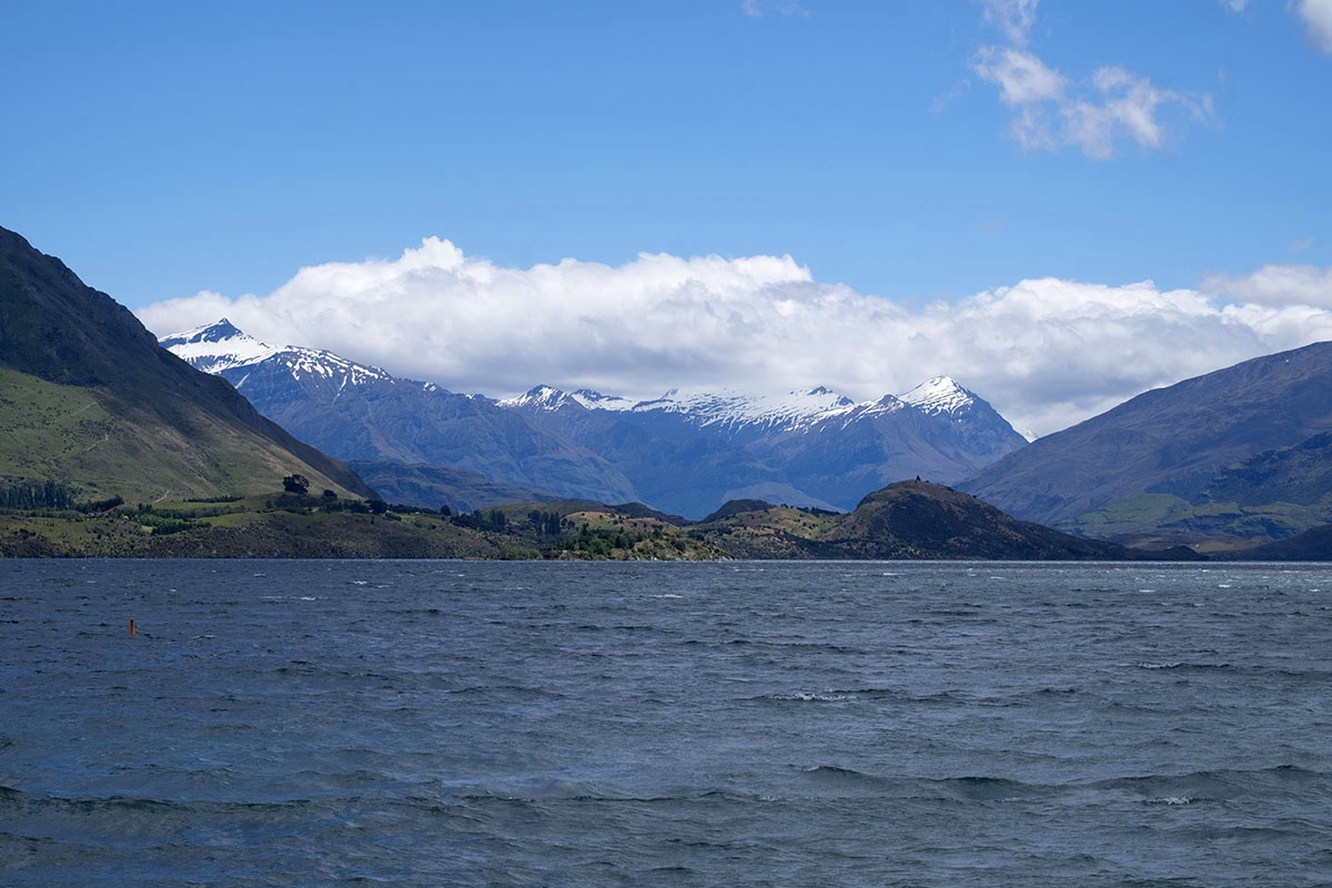 Lake Wanaka: a clear spot surrounded by clouds